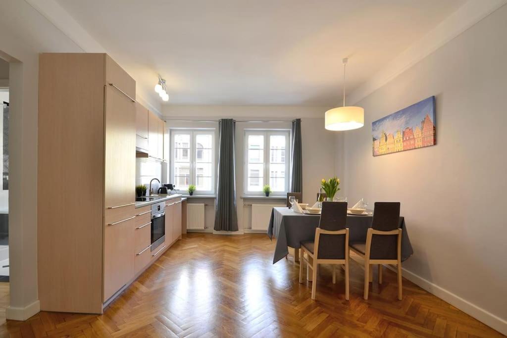 Z Apartment On Town Hall - Rynek Ratusz - 2 Rooms Wrocław Buitenkant foto